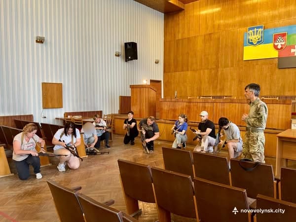 Тактична медицина та поводження зі зброєю: відбулися навчання з національного спротиву