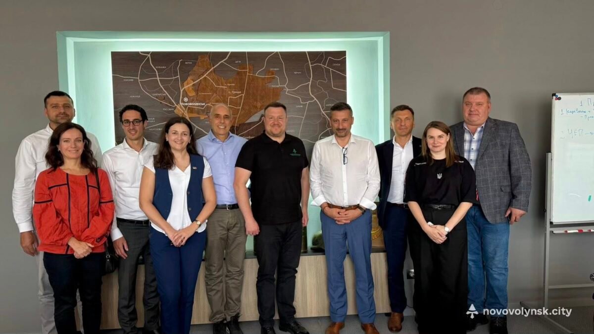 Налагодження міжнародної співпраці: у Нововолинську побувала делегація зі Швейцарії