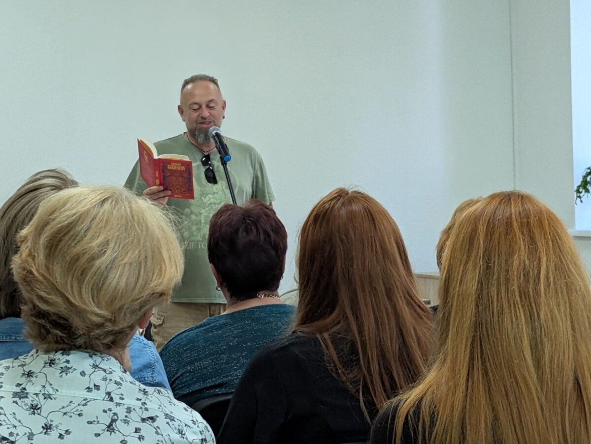 Руслан Горовий презентував у Нововолинську свої книги