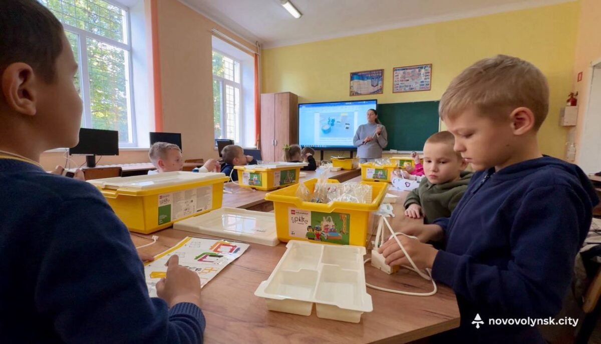 ІТ для найменших: у ліцеї №4 відкрили гурток робототехніки