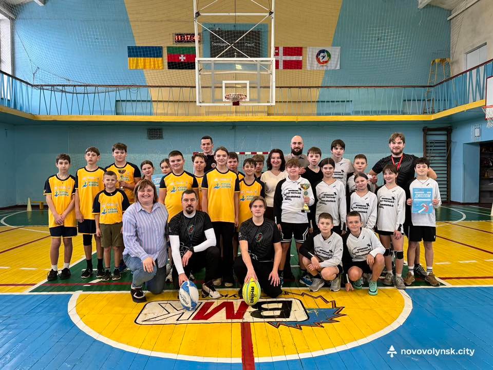 Регбі-5: ліцей №2 виборов перемогу у міському етапі змагань “Пліч-о-пліч”